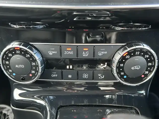 メルセデス・ベンツ ゲレンデヴァーゲン Ｇ３５０ｄ 長崎県 2017(平29)年 2.8万km 黒 純正ナビ/・Bluetooth/TV/CD/バックカメラ・サイドカメラ/ETC/パドルシフト/クルーズコントロール/D＋N席パワーシート/シートヒーター/レーダー探知機/ドライブレコーダー/スタッドレスタイヤ積み込み