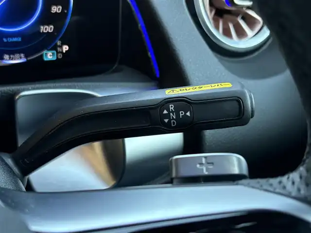メルセデス・ベンツ Ｍ・ベンツ ＥＱＢ２５０ + 埼玉県 2024(令6)年 3.1万km マウンテングレー 登録時30883km/ワンオーナー/純正10.25型HDDナビ/　・フルセグテレビ/　・全周囲カメラ/　・Apple car Play/　・Android AUTO/　・オンラインミュージック/黒ハーフレザーシート/　・前席パワーシート/　・前席シートヒーター/ドライビングアシストパッケージ/アクティブブレーキアシスト/アクティブレーンアシスト/アクティブステアリングアシスト/ブラインドスポットアシスト/アダプティブクルーズコントロール/前後ドライブレコーダー/本革巻きステアリング/純正18インチAW/パワーバックドア/プッシュスタート/スマートキー×2/パドルシフト/ルーフレール/LEDライト/ETC2.0/保証書/取扱説明書/記録簿（R7）