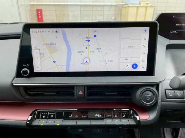 トヨタ プリウス Z 岩手県 2023(令5)年 1.7万km アティチュードブラックマイカ AIS検査済み/【2510035821】/12.3インチディスプレイオーディオ（ナビ・フルセグ・Bluetooth接続）/全方位カメラ/黒革シート/スマートキー/前席シートヒーター/前席シートエアコン/プリクラッシュセーフティ/ステアリングヒーター/2.0ETC/オートハイビーム/パワーバックドア/パノラマルーフ/デジタルインナーミラー/シートメモリー（運転席）/革巻きステアリング/LEDヘッドライト/バックフォグランプ/トラクションコントロール/クリアランスソナー/バイザー