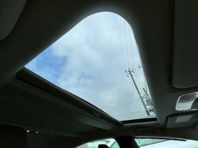 トヨタ プリウス Z 岩手県 2023(令5)年 1.7万km アティチュードブラックマイカ AIS検査済み/【2510035821】/12.3インチディスプレイオーディオ（ナビ・フルセグ・Bluetooth接続）/全方位カメラ/黒革シート/スマートキー/前席シートヒーター/前席シートエアコン/プリクラッシュセーフティ/ステアリングヒーター/2.0ETC/オートハイビーム/パワーバックドア/パノラマルーフ/デジタルインナーミラー/シートメモリー（運転席）/革巻きステアリング/LEDヘッドライト/バックフォグランプ/トラクションコントロール/クリアランスソナー/バイザー