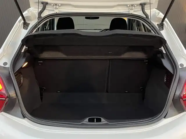 プジョー ２０８ アリュール 長野県 2018(平30)年 5.5万km 白 純正ナビ/CarPlay/ETC/バックカメラ/LEDヘッドライト/オートライト/衝突被害軽減システム/スピードリミッター/ドアバイザー/ステアリングスイッチ