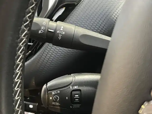 プジョー ２０８ アリュール 長野県 2018(平30)年 5.5万km 白 純正ナビ/CarPlay/ETC/バックカメラ/LEDヘッドライト/オートライト/衝突被害軽減システム/スピードリミッター/ドアバイザー/ステアリングスイッチ