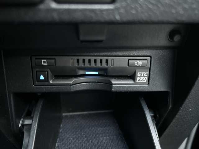 トヨタ ヴェルファイア Z Gエディション 大阪府 2020(令2)年 8.5万km ブラック 純正メモリナビ/BT/CD/DVD/フルセグTV/USB/AppleCarPlay/AndroidAuto/サンルーフ/バックカメラ/両側パワースライドドア/電動リアゲート/前席シートヒーター/前席エアシート/前席、2列目パワーシート/レーンキープアシスト/追従機能付きクルーズコントロール/オートマチックハイビーム/衝突被害軽減システム/AFS/ブレーキホールド/ステアリングヒーター/オットマン/アンビエントライト/nanoe付オートエアコン/後席ロールサンシェード/前後ドラレコ/ビルトインETC2.0/純正アルミホイール/純正フロアマット