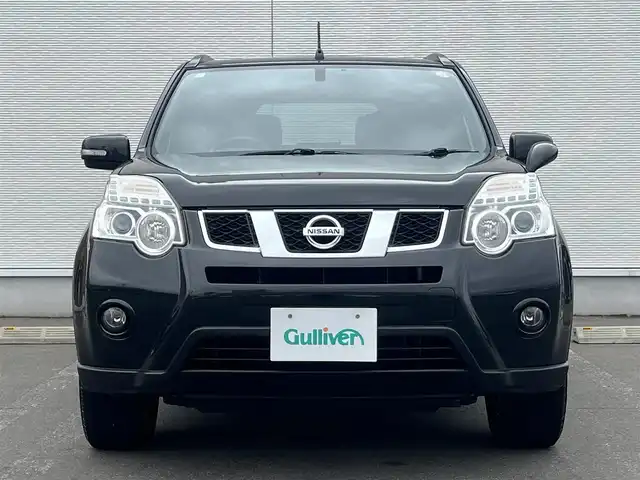 日産 エクストレイル 20X 秋田県 2012(平24)年 6.1万km ダイヤモンドブラック 純正ナビ/ワンオーナー/４WD/スマートキー/フルセグ/バックカメラ/全席シートヒーター/社外アルミ/純正フロアマット/ダウンヒルアシストコントロール/ルーフレール/ETC/純正ドアバイザー/オートライト/オートエアコン/パワーステアリング/パワーウィンドウ/横滑り防止/レベライザー/電動格納ウィンカーミラー