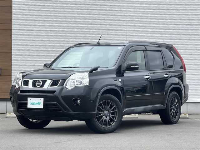 日産 エクストレイル 20X 秋田県 2012(平24)年 6.1万km ダイヤモンドブラック 純正ナビ/ワンオーナー/４WD/スマートキー/フルセグ/バックカメラ/全席シートヒーター/社外アルミ/純正フロアマット/ダウンヒルアシストコントロール/ルーフレール/ETC/純正ドアバイザー/オートライト/オートエアコン/パワーステアリング/パワーウィンドウ/横滑り防止/レベライザー/電動格納ウィンカーミラー