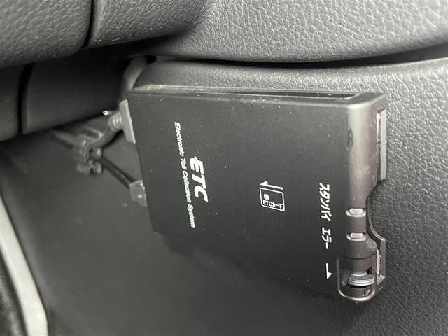 日産 エクストレイル 20X 秋田県 2012(平24)年 6.1万km ダイヤモンドブラック 純正ナビ/ワンオーナー/４WD/スマートキー/フルセグ/バックカメラ/全席シートヒーター/社外アルミ/純正フロアマット/ダウンヒルアシストコントロール/ルーフレール/ETC/純正ドアバイザー/オートライト/オートエアコン/パワーステアリング/パワーウィンドウ/横滑り防止/レベライザー/電動格納ウィンカーミラー