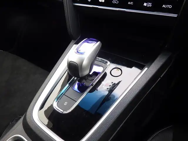 ホンダ シャトル ハイブリッド X スタイルエディション 千葉県 2016(平28)年 7.9万km ミッドナイトブルービームM ハーフレザーシート/純正メモリーナビ/ワンセグTV/【CD再生機能　Bluetooth接続】/バックカメラ/ETC/LEDヘッドライト/サイド/カーテンエアバッグ/スマートキー