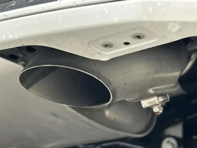 トヨタ プリウス Z 大阪府 2024(令6)年 1.1万km プラチナホワイトパールマイカ 純正ナビ/衝突軽減/全方位カメラ/バックカメラ/ETC/サンルーフ/モデリスタエアロ/シートヒーター/レーダクルコン/コーナーセンサー/革シート/バックカメラ/パワーシート/レーンアシスト/LEDヘッドライト/電動リアゲート/プッシュスタート/スマートキー/オートライト/オートエアコン/電動ミラー/エアシート/ハンドルヒーター/LEDフォグランプ/純正アルミホイール