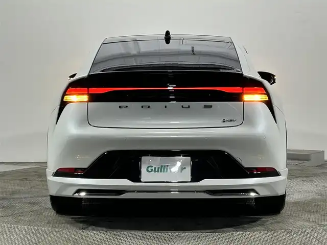 トヨタ プリウス Z 大阪府 2024(令6)年 1.1万km プラチナホワイトパールマイカ 純正ナビ/衝突軽減/全方位カメラ/バックカメラ/ETC/サンルーフ/モデリスタエアロ/シートヒーター/レーダクルコン/コーナーセンサー/革シート/バックカメラ/パワーシート/レーンアシスト/LEDヘッドライト/電動リアゲート/プッシュスタート/スマートキー/オートライト/オートエアコン/電動ミラー/エアシート/ハンドルヒーター/LEDフォグランプ/純正アルミホイール