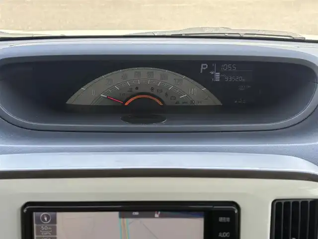 ダイハツ ムーヴ キャンバス X LTD メイクアッフ SA Ⅱ 徳島県 2017(平29)年 9.4万km パールホワイトⅢ/ナチュラルベージュマイカメタリック 2トーン ツートンカラー/7インチナビ NSZT-W66T/(Bluetooth/フルセグ/AM/FM/SD/DISC)/両側パワースライド/バックカメラ/ETC/ドライブレコーダー/LEDヘッドライト/オートライト/フォグランプ/シートヒーター/横滑り防止装置/レーンキープアシスト/衝突被害軽減システム/ダブル+サイドエアバッグ/ステアリングスイッチ/アイドリングストップ/プッシュスタート/スマートキー/スペアキー/フロントワイパーデアイサー/純正ホイルキャップ/純正ドアバイザー/純正フロアマット/取扱説明書/保証書