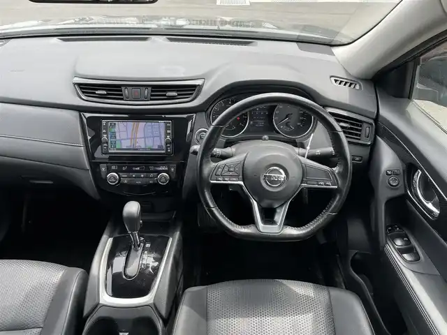 日産 エクストレイル 20X 千葉県 2018(平30)年 6.1万km ダイヤモンドブラック パワーバックドア/純正SDナビ/・型式：MJ118D-W/・CD/フルセグTV/Bluetooth/バックカメラ/LEDヘッドライト/ドアミラーヒーター/レザーシート/社外17インチアルミホイール/純正フロアマット/ビルトインETC/ルーフレール/ステアリングスイッチ/オートエアコン/アイドリングストップ/ヘッドライトレベライザー/スマートキー/スペアキー1本/禁煙車