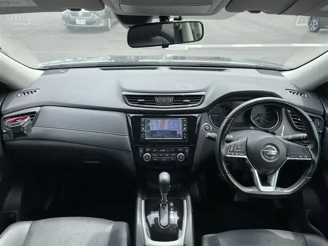 日産 エクストレイル 20X 千葉県 2018(平30)年 6.1万km ダイヤモンドブラック パワーバックドア/純正SDナビ/・型式：MJ118D-W/・CD/フルセグTV/Bluetooth/バックカメラ/LEDヘッドライト/ドアミラーヒーター/レザーシート/社外17インチアルミホイール/純正フロアマット/ビルトインETC/ルーフレール/ステアリングスイッチ/オートエアコン/アイドリングストップ/ヘッドライトレベライザー/スマートキー/スペアキー1本/禁煙車