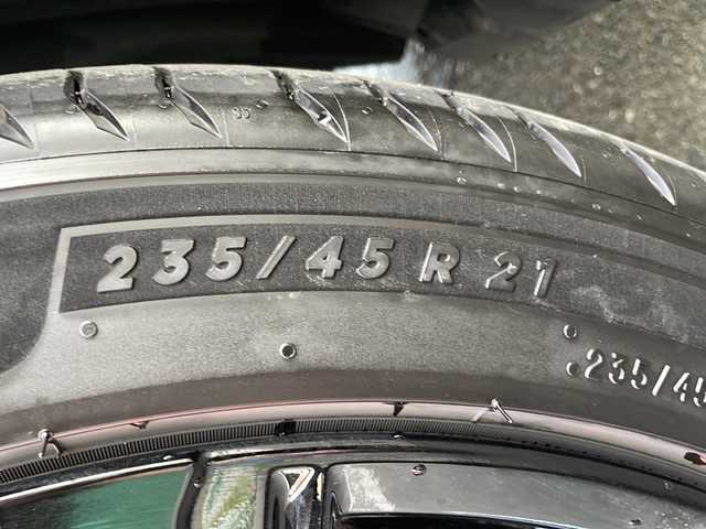 トヨタ クラウン スポーツ Z 青森県 2025(令7)年 0.6万km プレシャスホワイトパール 4WD/12.3インチDAナビ・フルセグTV/パノラミックビューモニター/プレミアムサウンド/OPパノラマルーフ/OPブラウン革シート/前席エアシート・シートヒーター/前席パワーシート/デジタルインナーミラー/純正前後ドライブレコーダー/カラーヘッドアップディスプレイ/ステアリングヒーター/置くだけ充電/ハンズフリーパワーバックドア/トヨタチームメイト/セーフティセンス/プリクラッシュセーフティ/レーダークルーズコントロール/レーントレーシングアシスト/レーンディパーチャーアラート/アダプティブハイビーム/ブラインドスポットモニター/安心降車アシスト/ETC2.0/純正フロアマット/LEDヘッドライト/純正21インチアルミ/スペアキー/保証書・取説書
