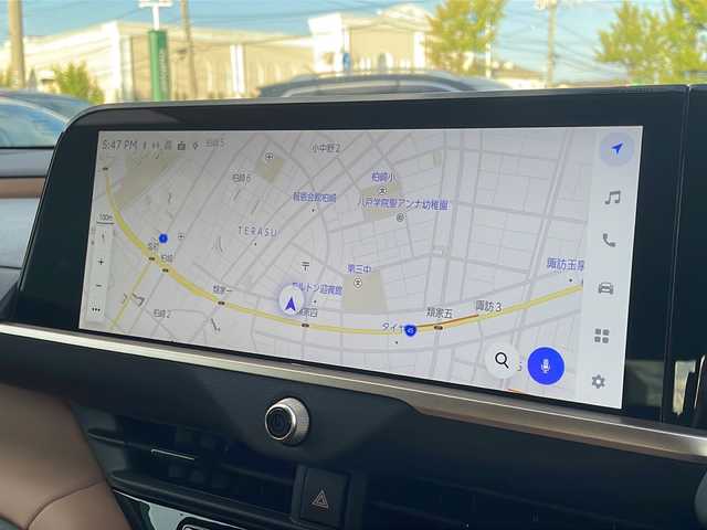 トヨタ クラウン スポーツ Z 青森県 2025(令7)年 0.6万km プレシャスホワイトパール 4WD/12.3インチDAナビ・フルセグTV/パノラミックビューモニター/プレミアムサウンド/OPパノラマルーフ/OPブラウン革シート/前席エアシート・シートヒーター/前席パワーシート/デジタルインナーミラー/純正前後ドライブレコーダー/カラーヘッドアップディスプレイ/ステアリングヒーター/置くだけ充電/ハンズフリーパワーバックドア/トヨタチームメイト/セーフティセンス/プリクラッシュセーフティ/レーダークルーズコントロール/レーントレーシングアシスト/レーンディパーチャーアラート/アダプティブハイビーム/ブラインドスポットモニター/安心降車アシスト/ETC2.0/純正フロアマット/LEDヘッドライト/純正21インチアルミ/スペアキー/保証書・取説書