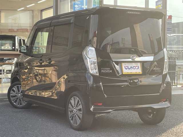 日産 デイズ ルークス ライダー Bライン HWSターボ 岐阜県 2015(平27)年 10.1万km ブラック (株)IDOMが運営する【じしゃロン多治見店】の自社ローン専用車両になります。こちらは現金またはオートローンご利用時の価格です。自社ローンご希望の方は別途その旨お申付け下さい。/社外ナビ/　（Bluetooth/DVD/ワンセグ）/アラウンドビューモニター/エマージェンシーブレーキ/両側パワースライドドア/オートライト/フォグランプ/ETC/ステアリングリモコン