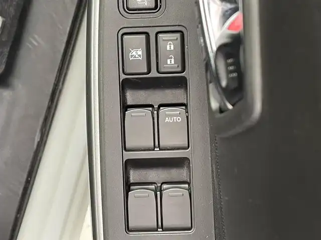 スズキ スイフト XG LTD 宮城県 2019(平31)年 4.4万km ピュアホワイトP 走行距離：43790ｋｍ/追従クルーズコントロール/バックカメラ/D席シートヒーター/純正フロアマット/ETC/ドアバイザー/LEDヘッドライト/スマートキー