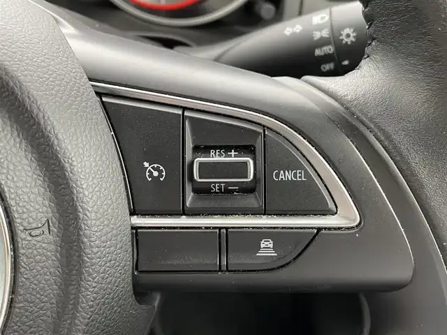 スズキ スイフト XG LTD 宮城県 2019(平31)年 4.4万km ピュアホワイトP 走行距離：43790ｋｍ/追従クルーズコントロール/バックカメラ/D席シートヒーター/純正フロアマット/ETC/ドアバイザー/LEDヘッドライト/スマートキー