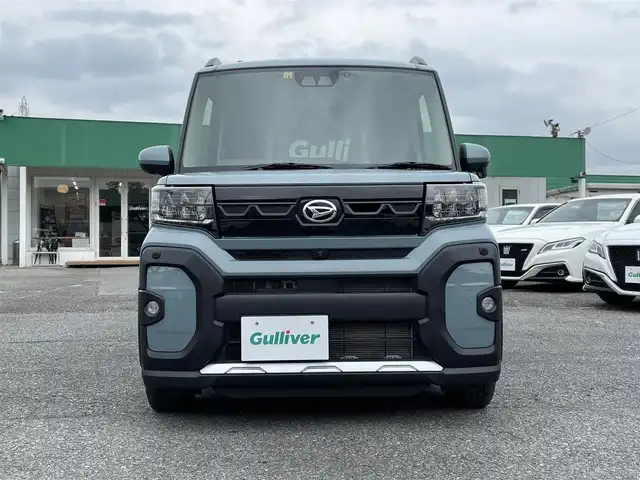 ダイハツ タント ファンクロスターボ 千葉県 2022(令4)年 1.7万km レイクブルーメタリック スマートアシスト/・衝突軽減ブレーキ/・車線逸脱警報/・オートマチックハイビーム/・アダプティブクルーズコントロール/純正ディスプレイオーディオ/・Bluetooth/フルセグTV/パノラミックビューカメラ/両後パワースライドドア/スマートキー/前後コーナーセンサー/ルーフレール/純正ドライブレコーダー/ビルトインETC/純正15インチアルミホイール/純正LEDヘッドライト/フォグランプ/本革巻きステアリング/ヘッドライトレベライザー/サイド＆カーテンエアバッグ