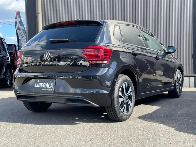 フォルクスワーゲン ＶＷ ポロ TSIコンフォートライン 香川県 2021(令3)年 1.7万km ディープブラックパールエフェクト ワンオーナー/保証書/取扱説明書/スマートキー/アイドリングストップ/ACC/パーキングアシスト/純正ナビ/BT/USB/CarPlay/ストリーミング/衝突軽減/レーンアシスト/BSM/F/Rドライブレコーダー/オートライト/バックカメラ/コーナーセンサー