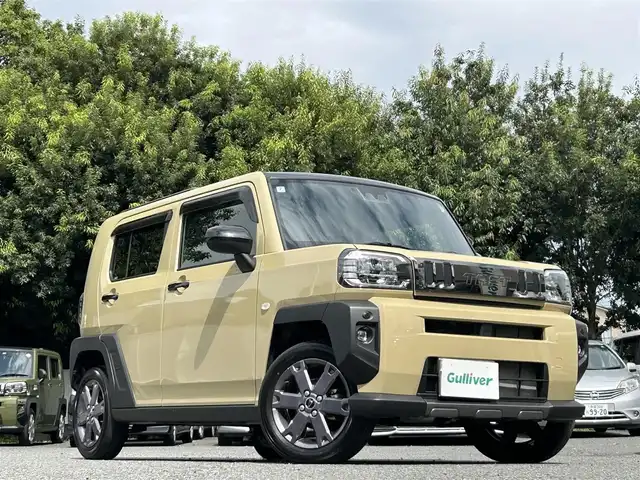 ダイハツ タフト G ダーククロムベンチャー 東京都 2024(令6)年 1.4万km サンドベージュメタリック ワンオーナー/Panasonic製メモリナビ/フルセグTV/Bluetoothオーディオ/DVD再生/バックカメラ/ETC/ガラスルーフ/純正フロアマット/コーナーセンサー/LEDヘッドランプ/純正15インチAW/前席シートヒーター/スマートアシスト/サイド・カーテンエアバッグ/スマートキー×2/新車保証書/取扱説明書