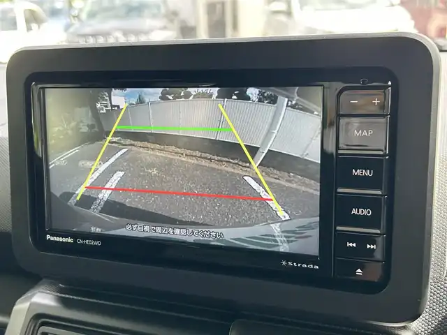 ダイハツ タフト G ダーククロムベンチャー 東京都 2024(令6)年 1.4万km サンドベージュメタリック ワンオーナー/Panasonic製メモリナビ/フルセグTV/Bluetoothオーディオ/DVD再生/バックカメラ/ETC/ガラスルーフ/純正フロアマット/コーナーセンサー/LEDヘッドランプ/純正15インチAW/前席シートヒーター/スマートアシスト/サイド・カーテンエアバッグ/スマートキー×2/新車保証書/取扱説明書