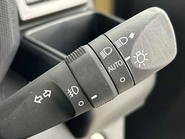 ダイハツ タフト G ダーククロムベンチャー 愛知県 2024(令6)年 1.4万km サンドベージュメタリック 禁煙車/ワンオーナー/純正7インチナビ/（CD/DVD/Bluetooth/ワンセグTV/USB/SD)/バックカメラ/ガラスルーフ/スマートアシスト/・衝突軽減ブレーキ/・レーンキープアシスト/・オートマチックハイビーム/・パーキングセンサー/ETC/シートヒーター/アイドリングストップ/純正15インチアルミホイール/スマートキー/スペアキー1本/プッシュスタート/LEDヘッドライト/オートライト/フロントフォグランプ/純正フロアマット/電子パーキングブレーキ/オートホールド