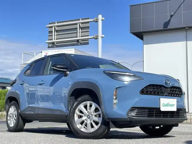 トヨタ ヤリスクロス ハイブリッド G 千葉県 2020(令2)年 6.9万km ブラックマイカ グレイッシュブルー 2トーン ワンオーナー/Toyota Safety Sense/・プリクラッシュセーフティ（歩行者［昼夜］・自転車運転者［昼］検知機能付衝突回避支援タイプ/ミリ波レーダー＋単眼カメラ方式）/・レーントレーシングアシスト［LTA］/・レーダークルーズコントロール（全車速追従機能付）/・オートマチックハイビーム［AHB］/・ロードサインアシスト［RSA］/パノラミックビューモニター/ディスプレイオーディオ/・AM/FM/Bluetoothオーディオ/デジタルメーター/ツートンカラー/ETC/前後ドラレコ/保証書/取扱説明書