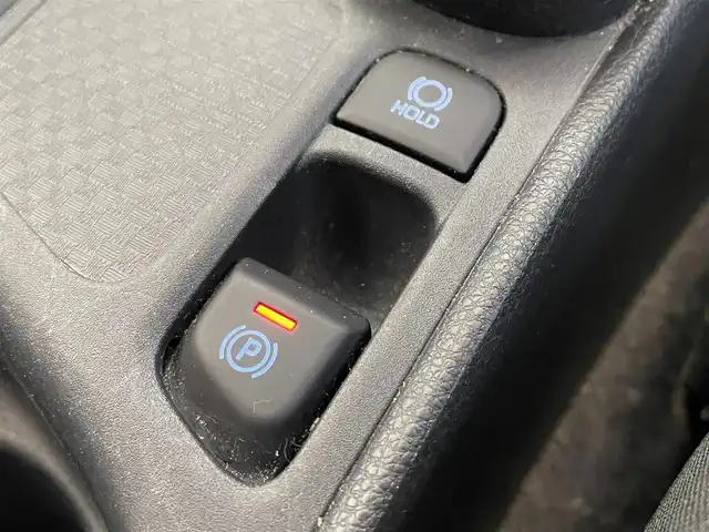 トヨタ ヤリスクロス ハイブリッド G 千葉県 2020(令2)年 6.9万km ブラックマイカ グレイッシュブルー 2トーン ワンオーナー/Toyota Safety Sense/・プリクラッシュセーフティ（歩行者［昼夜］・自転車運転者［昼］検知機能付衝突回避支援タイプ/ミリ波レーダー＋単眼カメラ方式）/・レーントレーシングアシスト［LTA］/・レーダークルーズコントロール（全車速追従機能付）/・オートマチックハイビーム［AHB］/・ロードサインアシスト［RSA］/パノラミックビューモニター/ディスプレイオーディオ/・AM/FM/Bluetoothオーディオ/デジタルメーター/ツートンカラー/ETC/前後ドラレコ/保証書/取扱説明書