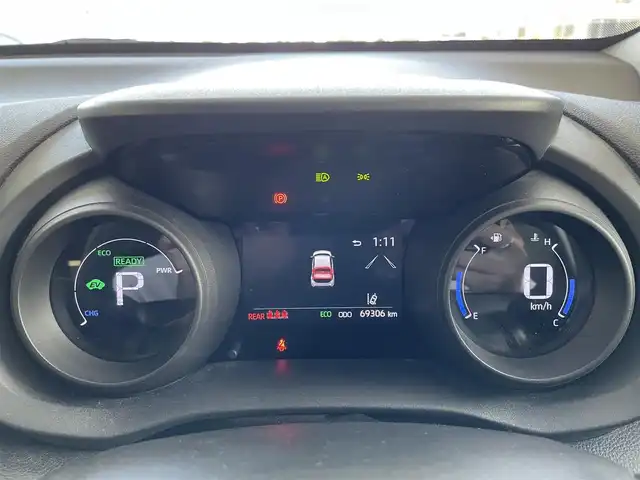 トヨタ ヤリスクロス ハイブリッド G 千葉県 2020(令2)年 6.9万km ブラックマイカ グレイッシュブルー 2トーン ワンオーナー/Toyota Safety Sense/・プリクラッシュセーフティ（歩行者［昼夜］・自転車運転者［昼］検知機能付衝突回避支援タイプ/ミリ波レーダー＋単眼カメラ方式）/・レーントレーシングアシスト［LTA］/・レーダークルーズコントロール（全車速追従機能付）/・オートマチックハイビーム［AHB］/・ロードサインアシスト［RSA］/パノラミックビューモニター/ディスプレイオーディオ/・AM/FM/Bluetoothオーディオ/デジタルメーター/ツートンカラー/ETC/前後ドラレコ/保証書/取扱説明書