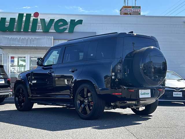 ランドローバー ランドローバー ディフェンダー 110X 三重県 2024(令6)年 3.3万km 黒 4WD/ターボ/前方衝突警告/レーンアシスト/パノラマサンルーフ/MERIDIANサウンドシステム/純正11.4型ナビゲーション/【Bluetooth/スマホ連携】/360°ビューカメラ/ETC/前後ドライブレコーダー/デジタルインナーミラー/ヘッドアップディスプレイ/アダプティブクルーズコントロール/レザーシート/D/N席パワーシート/D/N席シートヒーター/1列目/2列目シートヒーター/マトリクスLEDヘッドライト/275/46R22インチ純正AW/背面タイヤ/ルーフレール/サイドステップ/プッシュスタート/スマートキー/スペアキー/純正フロアマット