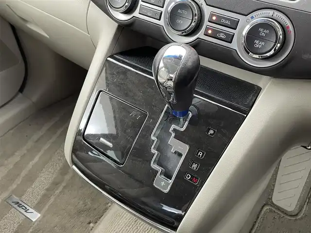 マツダ ＭＰＶ 23S 大阪府 2008(平20)年 13.7万km クリスタルホワイトパールマイカ 社外ナビ/　CD/DVD/フルセグTV/バックカメラ/両側パワースライドドア/オートキセノンライト/フォグランプ/純正17インチアルミホイール/MTモード付AT/カードキー/電動格納ミラー/革巻きステアリング/純正フロアマット/ドアバイザー/オートウィンドウ