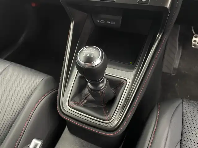 レクサス ＬＢＸ モリゾウ RR 宮城県 2025(令7)年 0.8万km グレーＭ 純正コネクティッドナビ/黒レザーシート/パノラミックビューモニター/ヘッドアップディスプレイ/ブレインドスポットモニター/リアクロストラフィックアラート/プリクラッシュセーフティ/オートハイビーム/クリアランスソナー/安心降車アシスト/運転席パワーシート/パワーバックドア/ビルトインETC2.0/フルセグTV/スマートフォン連携/レッドブレーキキャリパー/12.3インチTFT液晶式メーター/EXPERTモード/専用鋳造19インチAW/禁煙車