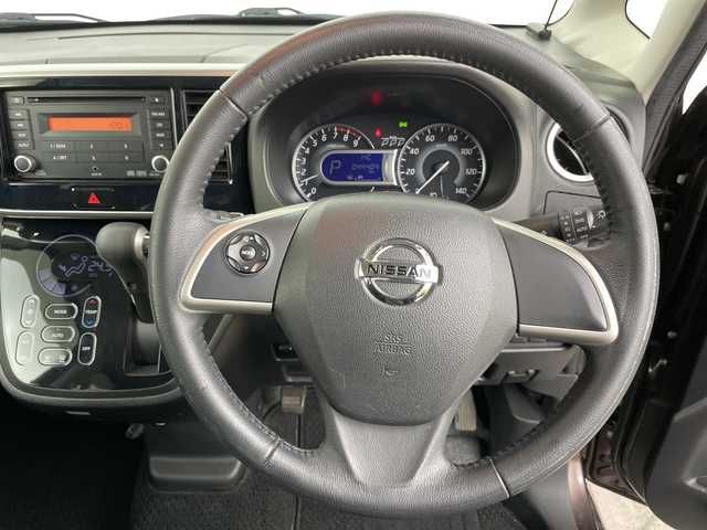 日産 デイズ ルークス ハイウェイスター Xターボ 道央・札幌 2019(令1)年 4.5万km アッシュブラウンM ・４WD/エマージェンシーブレーキ/・アラウンドビューモニター/・バックカメラ/・左パワースライドドア/・社外エンジンスターター/・ルーフサーキュレーター/・LEDライト/オートハイビーム/・純正CDオーディオ/・スマートキー/・ETC