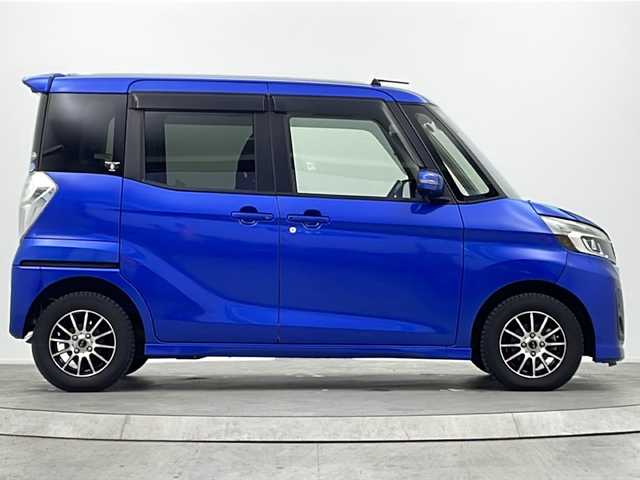 日産 デイズ ルークス ハイウェイスター Gターボ 大阪府 2018(平30)年 5.1万km オーシャンブルーP 純正7型ナビ/(フルセグTV/CD/DVD/AUX)/全方位カメラ/前方ドライブレコーダー/ETC/衝突軽減ブレーキ/横滑り防止装置/盗難防止装置/オートライト/オートマチックハイビーム/コーナーセンサー/アイドリングストップ/レーンキープアシスト/両側パワースライドドア/純正フロアマット/ターボ/スマートキー/地図カードなし