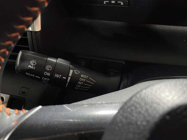 トヨタ シエンタ G クエロ 沖縄県 2018(平30)年 4.7万km ブラックマイカ 県外仕入れ/禁煙車/純正ナビ/・ＣＤ／ＤＶＤ/・Ｂｌｕｅｔｏｏｔｈ／フルセグＴＶ/モデリスタエアロ/バックカメラ/両側パワースライドドア/トヨタセーフティーセンス　/ステアリングスイッチ　/純正フロアマット