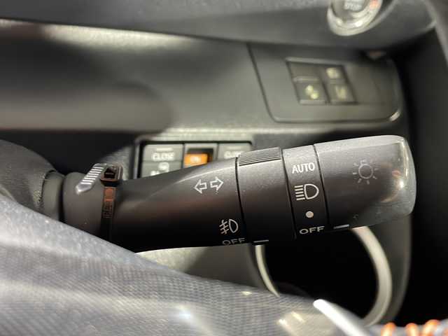 トヨタ シエンタ G クエロ 沖縄県 2018(平30)年 4.7万km ブラックマイカ 県外仕入れ/禁煙車/純正ナビ/・ＣＤ／ＤＶＤ/・Ｂｌｕｅｔｏｏｔｈ／フルセグＴＶ/モデリスタエアロ/バックカメラ/両側パワースライドドア/トヨタセーフティーセンス　/ステアリングスイッチ　/純正フロアマット