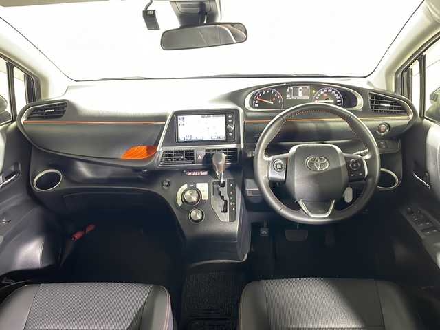 トヨタ シエンタ G クエロ 沖縄県 2018(平30)年 4.7万km ブラックマイカ 県外仕入れ/禁煙車/純正ナビ/・ＣＤ／ＤＶＤ/・Ｂｌｕｅｔｏｏｔｈ／フルセグＴＶ/モデリスタエアロ/バックカメラ/両側パワースライドドア/トヨタセーフティーセンス　/ステアリングスイッチ　/純正フロアマット
