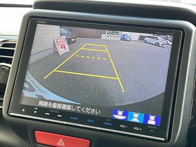 ホンダ Ｎ ＢＯＸ カスタム G SSパッケージ 山口県 2016(平28)年 4.6万km クリスタルブラックパール 株)IDOMが運営する【じしゃロン宇部店】の自社ローン専用車両になります。こちらは現金またはオートローンご利用時の価格です。自社ローンご希望の方は別途その旨お申付け下さい。/純正８インチナビ(VXM－175VFEi)　/フルセグＴＶ　/バックカメラ　/ＥＴＣ　/Ｂｌｕｅｔｏｏｔｈ接続　/ＤＶＤ／ＣＤ　/前席シートヒーター有　/純正フロアマット　/純正ＡＷ　/電動格納式ミラー/片側パワースライドドア　/チップアップシート/スマートキー　/スペアキー有