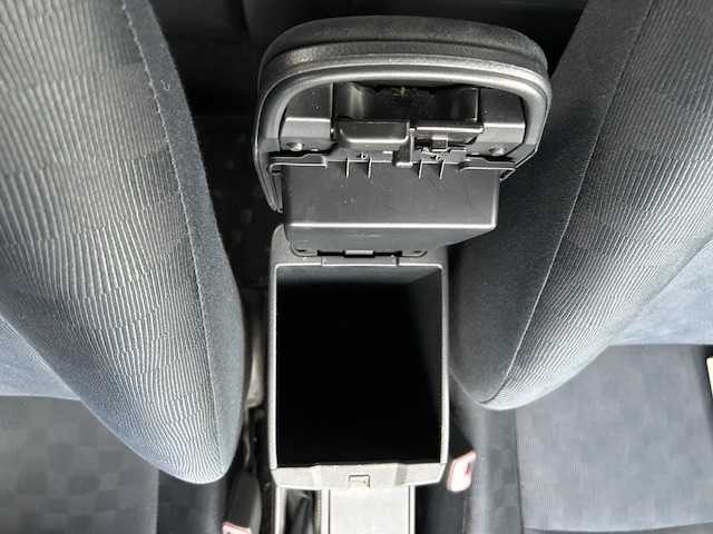 トヨタ カローラ フィールダー 1．5X Gエディション 静岡県 2008(平20)年 4.2万km スーパーホワイトⅡ 純正ナビ/ワンセグTV/ETC/バックカメラ/社外フロアマット/純正15inAW/キーレスキー