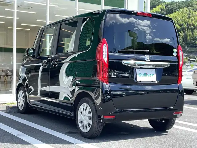 ホンダ Ｎ ＢＯＸ G L ホンダセンシング 愛媛県 2019(令1)年 4.6万km クリスタルブラックパール 純正ナビ(VXM-194Ci)/・CD/Bluetooth/USB/SD/バックカメラ/ビルトインETC/パワースライドドア /●Honda SENSING（衝突軽減ブレーキ〈CMBS〉/・誤発進抑制機能/・後方誤発進抑制機能/・歩行者事故低減ステアリング/・路外逸脱抑制機能/・ACC〈アダプティブ・クルーズ・コントロール〉/・LKAS〈車線維持支援システム〉/・オートハイビーム/・先行車発進お知らせ機能/・標識認識機能/●フルLEDヘッドライト/●チップアップ&ダイブダウン機構付スライドリアシート●360° スーパーUV・IRカット パッケージ/●ロールサンシェイド（リアドア）/電動格納ミラー/・ウィンカーミラー /ECON/プッシュスタート/・スペアキー/取扱説明書