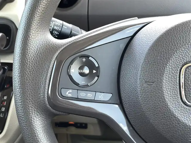 ホンダ Ｎ ＢＯＸ G L ホンダセンシング 愛媛県 2019(令1)年 4.6万km クリスタルブラックパール 純正ナビ(VXM-194Ci)/・CD/Bluetooth/USB/SD/バックカメラ/ビルトインETC/パワースライドドア /●Honda SENSING（衝突軽減ブレーキ〈CMBS〉/・誤発進抑制機能/・後方誤発進抑制機能/・歩行者事故低減ステアリング/・路外逸脱抑制機能/・ACC〈アダプティブ・クルーズ・コントロール〉/・LKAS〈車線維持支援システム〉/・オートハイビーム/・先行車発進お知らせ機能/・標識認識機能/●フルLEDヘッドライト/●チップアップ&ダイブダウン機構付スライドリアシート●360° スーパーUV・IRカット パッケージ/●ロールサンシェイド（リアドア）/電動格納ミラー/・ウィンカーミラー /ECON/プッシュスタート/・スペアキー/取扱説明書
