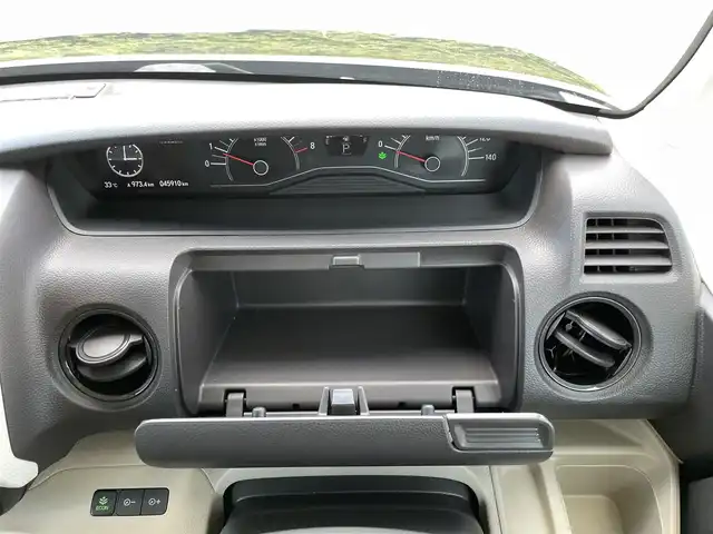 ホンダ Ｎ ＢＯＸ G L ホンダセンシング 愛媛県 2019(令1)年 4.6万km クリスタルブラックパール 純正ナビ(VXM-194Ci)/・CD/Bluetooth/USB/SD/バックカメラ/ビルトインETC/パワースライドドア /●Honda SENSING（衝突軽減ブレーキ〈CMBS〉/・誤発進抑制機能/・後方誤発進抑制機能/・歩行者事故低減ステアリング/・路外逸脱抑制機能/・ACC〈アダプティブ・クルーズ・コントロール〉/・LKAS〈車線維持支援システム〉/・オートハイビーム/・先行車発進お知らせ機能/・標識認識機能/●フルLEDヘッドライト/●チップアップ&ダイブダウン機構付スライドリアシート●360° スーパーUV・IRカット パッケージ/●ロールサンシェイド（リアドア）/電動格納ミラー/・ウィンカーミラー /ECON/プッシュスタート/・スペアキー/取扱説明書
