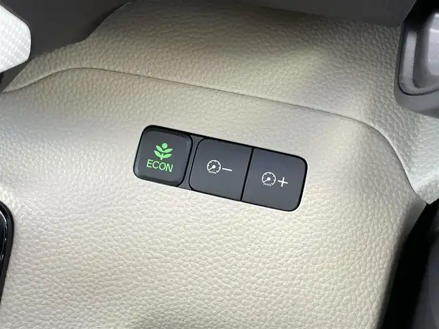 ホンダ Ｎ ＢＯＸ G L ホンダセンシング 愛媛県 2019(令1)年 4.6万km クリスタルブラックパール 純正ナビ(VXM-194Ci)/・CD/Bluetooth/USB/SD/バックカメラ/ビルトインETC/パワースライドドア /●Honda SENSING（衝突軽減ブレーキ〈CMBS〉/・誤発進抑制機能/・後方誤発進抑制機能/・歩行者事故低減ステアリング/・路外逸脱抑制機能/・ACC〈アダプティブ・クルーズ・コントロール〉/・LKAS〈車線維持支援システム〉/・オートハイビーム/・先行車発進お知らせ機能/・標識認識機能/●フルLEDヘッドライト/●チップアップ&ダイブダウン機構付スライドリアシート●360° スーパーUV・IRカット パッケージ/●ロールサンシェイド（リアドア）/電動格納ミラー/・ウィンカーミラー /ECON/プッシュスタート/・スペアキー/取扱説明書