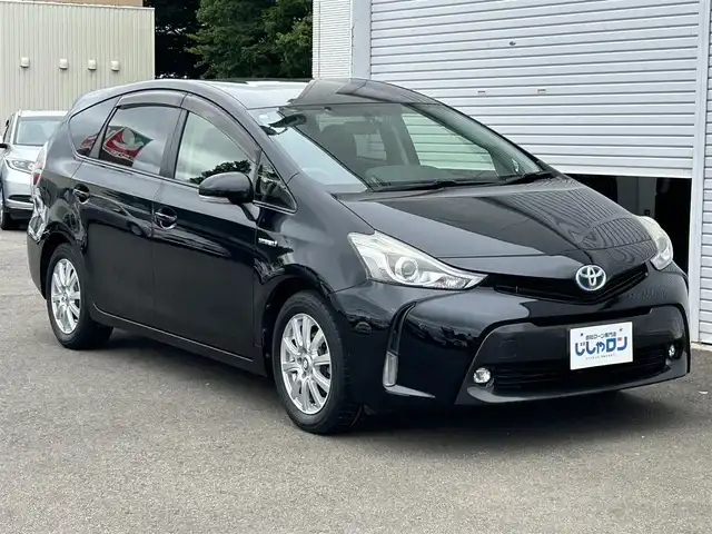 トヨタ プリウス α S 福島県 2015(平27)年 9.9万km アティチュードブラックマイカ (株)IDOMが運営する【じしゃロン福島店】の自社ローン対象車両になります。こちらは現金ご利用時の価格です。自社ローンご希望の方は別途その旨お申付け下さい。/純正ナビ/フルセグテレビ/ステアリングリモコン/ドアバイザー/ETC/コーナーセンサー/プッシュスタート/バックカメラ/運転モード切替/カーテンエアバッグ/純正ホイールカバー/社外AW積込