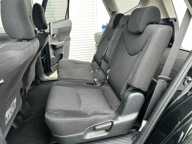 トヨタ プリウス α S 福島県 2015(平27)年 9.9万km アティチュードブラックマイカ (株)IDOMが運営する【じしゃロン福島店】の自社ローン対象車両になります。こちらは現金ご利用時の価格です。自社ローンご希望の方は別途その旨お申付け下さい。/純正ナビ/フルセグテレビ/ステアリングリモコン/ドアバイザー/ETC/コーナーセンサー/プッシュスタート/バックカメラ/運転モード切替/カーテンエアバッグ/純正ホイールカバー/社外AW積込