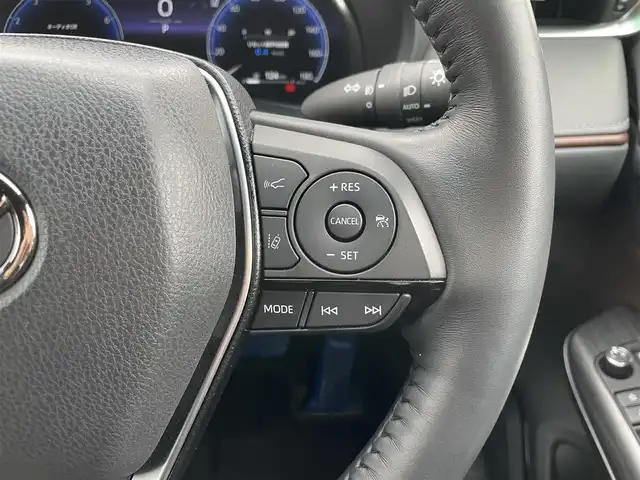 トヨタ ハリアー Z レザーパッケージ 福岡県 2023(令5)年 2万km プラチナホワイトパールマイカ モデリスタエアロ/JBLプレミアムサウンドシステム/純正ナビ（BT/フルセグ)/Bカメラ/電動リアゲート/レーダークルーズコントロール/LEDヘッドライト/オートマチックハイビーム/オートライト/レザーシート/DN席パワーシート/DN席エアシート/DN席シートヒーター/ステアリングヒーター/純正19インチAW/デジタルインナーミラー/ワイヤレス充電/オートブレーキホールド/BSM/横滑り防止装置/コーナーセンサー/レーンキープアシスト/盗難防止装置/衝突被害軽減システム/スマートキー/ETC2.0