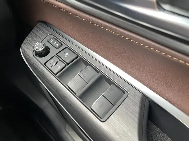 トヨタ ハリアー Z レザーパッケージ 福岡県 2023(令5)年 2万km プラチナホワイトパールマイカ モデリスタエアロ/JBLプレミアムサウンドシステム/純正ナビ（BT/フルセグ)/Bカメラ/電動リアゲート/レーダークルーズコントロール/LEDヘッドライト/オートマチックハイビーム/オートライト/レザーシート/DN席パワーシート/DN席エアシート/DN席シートヒーター/ステアリングヒーター/純正19インチAW/デジタルインナーミラー/ワイヤレス充電/オートブレーキホールド/BSM/横滑り防止装置/コーナーセンサー/レーンキープアシスト/盗難防止装置/衝突被害軽減システム/スマートキー/ETC2.0