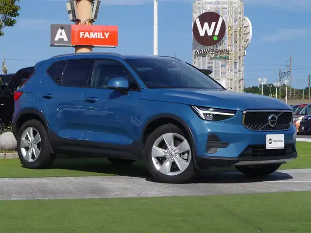 ボルボ ボルボ ＸＣ４０ プラス プロ B3 千葉県 2022(令4)年 2.9万km ライトブルー レーンキーピングエイド/純正ナビ/【Bluetooth接続】/【Apple CarPlay　Android Auto対応】/360°カメラ/ドライブレコーダー（前後撮影）/前席パワーシート/シートヒーター/革巻きステアリング/ステアリングスイッチ/ETC（2.0）/LEDヘッドライト/フォグライト/ウインカーミラー/コーナーセンサー/純正18インチアルミホイル/サイド/カーテンエアバッグ/クライメートパッケージ/スマートキー