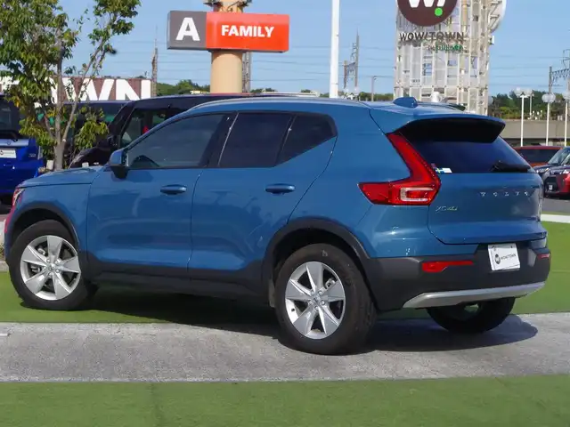 ボルボ ボルボ ＸＣ４０ プラス プロ B3 千葉県 2022(令4)年 2.9万km ライトブルー レーンキーピングエイド/純正ナビ/【Bluetooth接続】/【Apple CarPlay　Android Auto対応】/360°カメラ/ドライブレコーダー（前後撮影）/前席パワーシート/シートヒーター/革巻きステアリング/ステアリングスイッチ/ETC（2.0）/LEDヘッドライト/フォグライト/ウインカーミラー/コーナーセンサー/純正18インチアルミホイル/サイド/カーテンエアバッグ/クライメートパッケージ/スマートキー