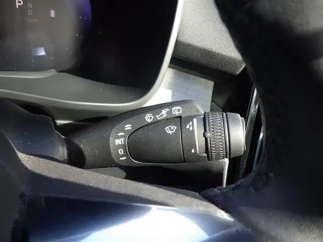 ボルボ ボルボ ＸＣ４０ プラス プロ B3 千葉県 2022(令4)年 2.9万km ライトブルー レーンキーピングエイド/純正ナビ/【Bluetooth接続】/【Apple CarPlay　Android Auto対応】/360°カメラ/ドライブレコーダー（前後撮影）/前席パワーシート/シートヒーター/革巻きステアリング/ステアリングスイッチ/ETC（2.0）/LEDヘッドライト/フォグライト/ウインカーミラー/コーナーセンサー/純正18インチアルミホイル/サイド/カーテンエアバッグ/クライメートパッケージ/スマートキー